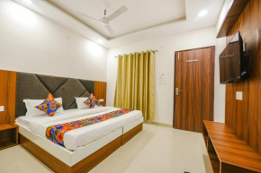 FabHotel Solace Inn